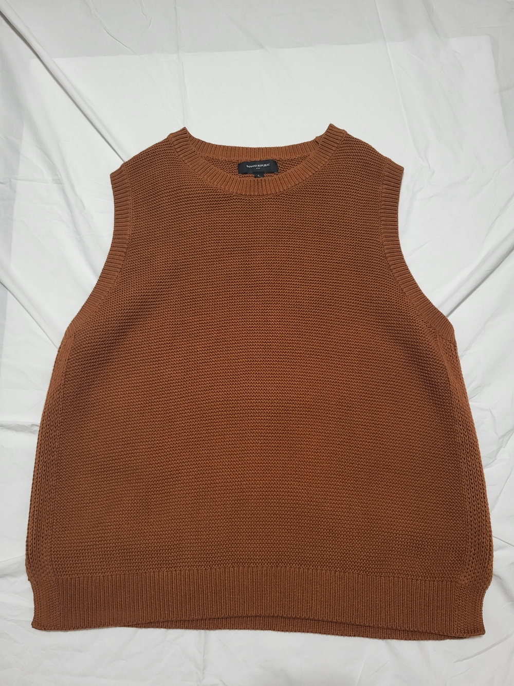 Banana Republic Men's Crewneck Sleeveless Sweater - Brown